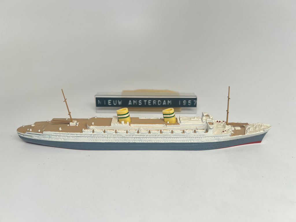 TR-M 706 Nieuw Amsterdam (used)